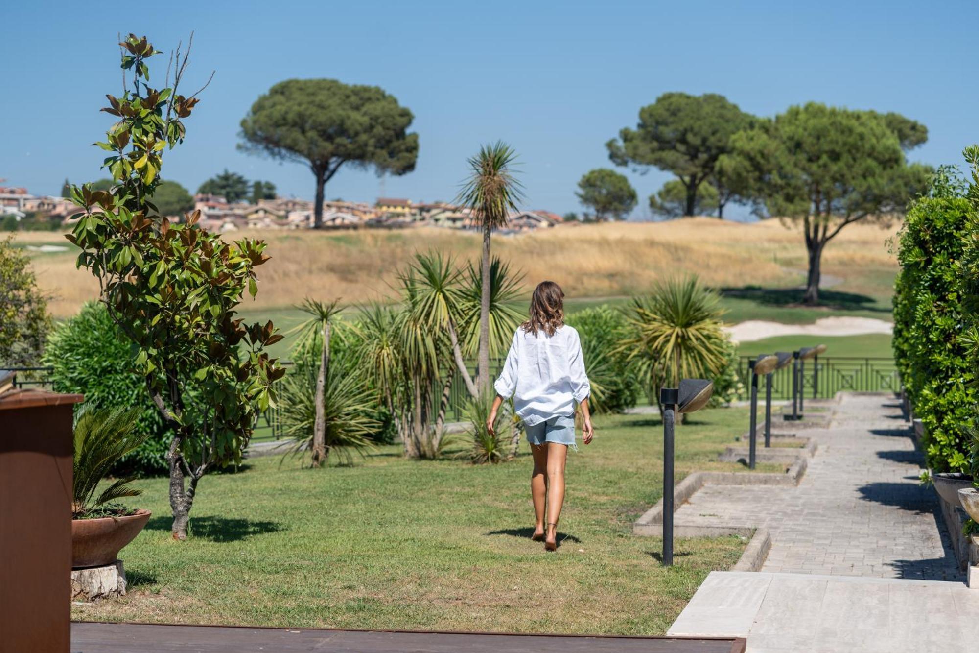 Carpediem Roma Golf Club Marco Simone Bagian luar foto